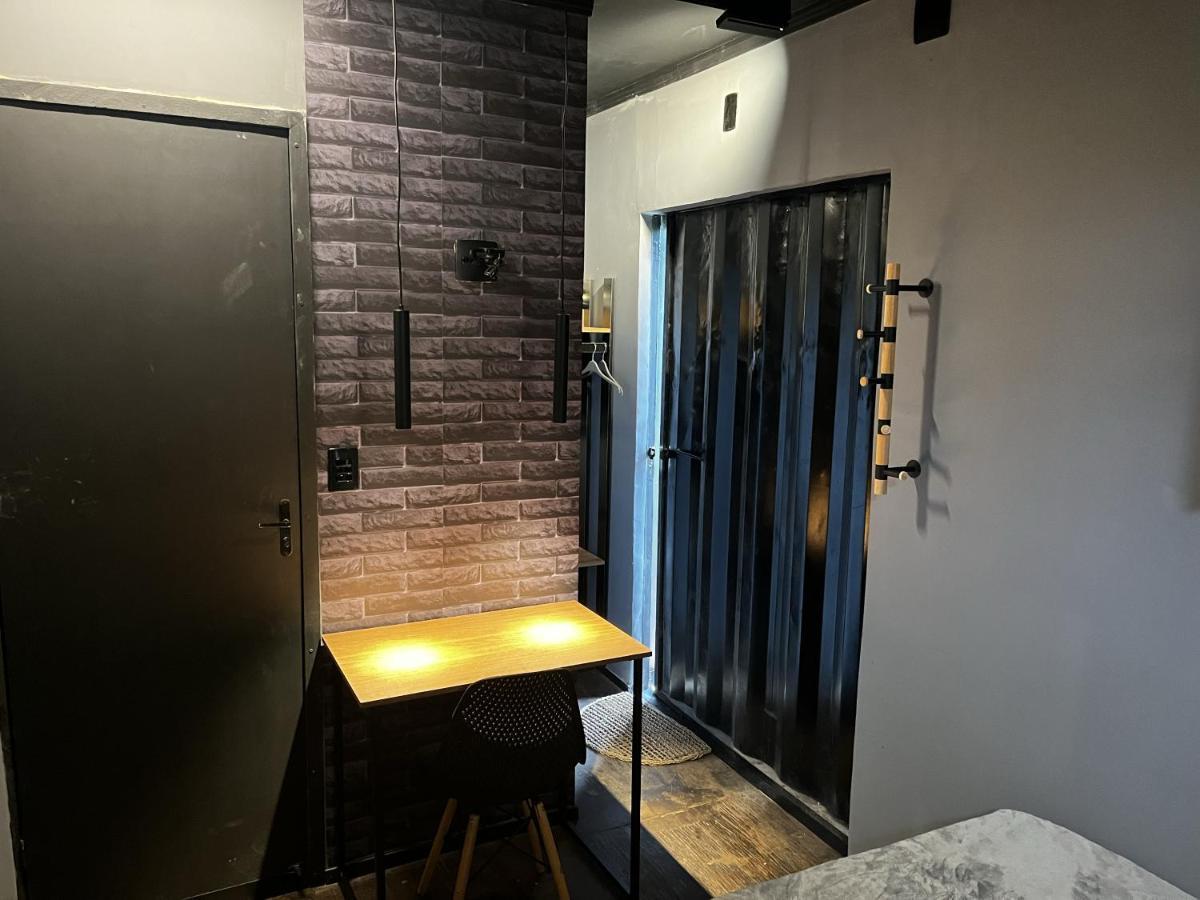 Container-Spa Quente, Projetor Cine, Lareira, Churrasqueira-20Km De Brotas Torrinha 외부 사진